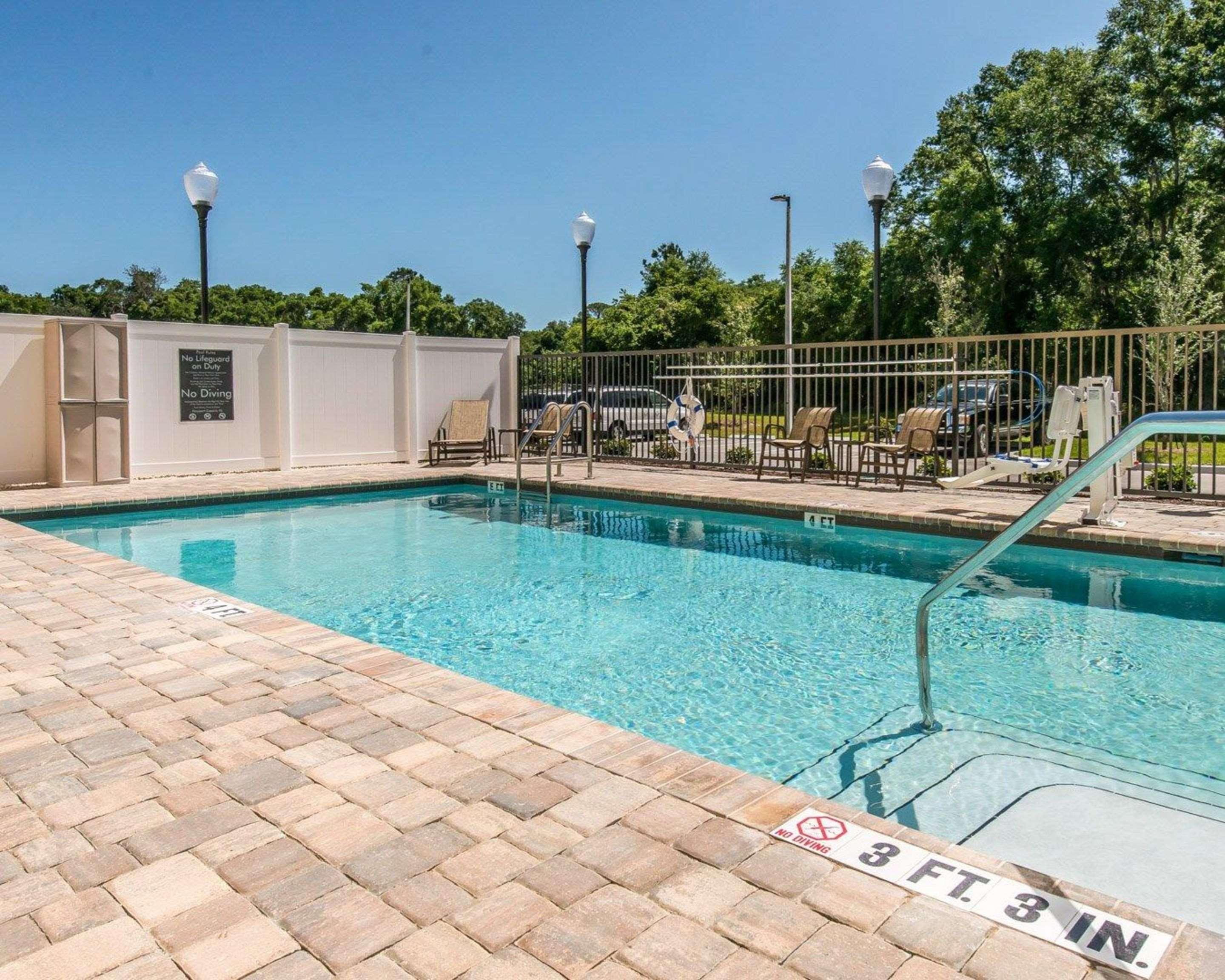 Comfort Suites Dunnellon Near Rainbow Springs Exterior photo